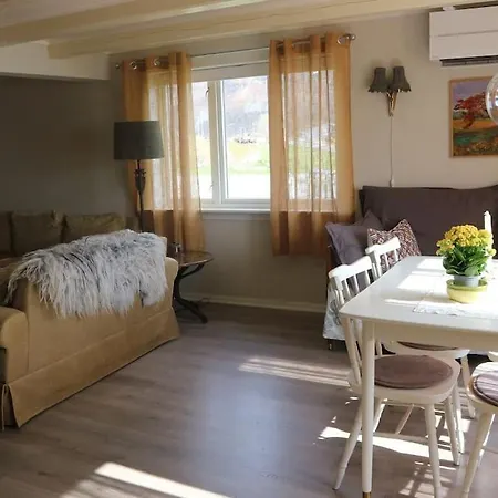 Vareidstua Holiday home Vareid