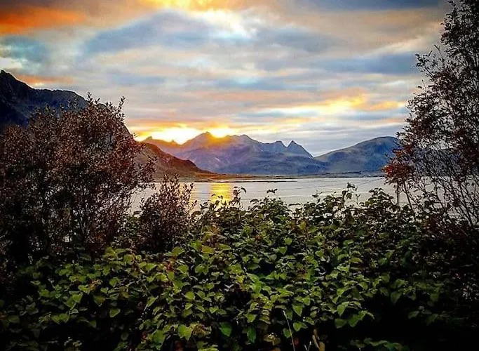 Holiday home Panorama Lofoten Vareidstua *